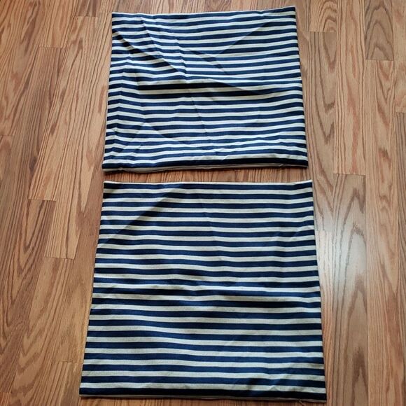 New! 2 Pillow covers, navy stripe, zipper - Picture 1 of 4